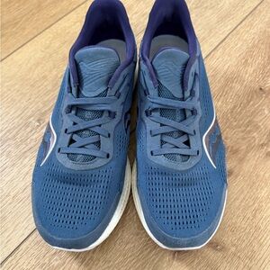 Saucony Freedom Running Shoes